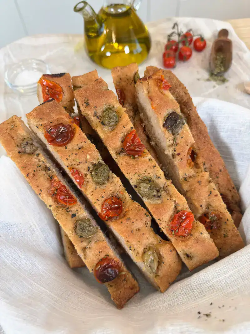 Focaccia con tomate sin gluten